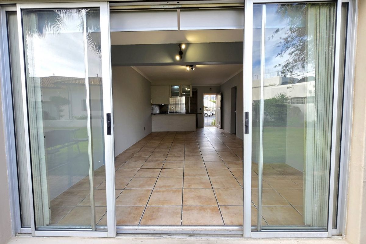 Apartment For Sale in Cayman Beach - Photo 4