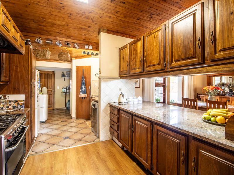 House For Sale in Moreleta Park - Photo 9