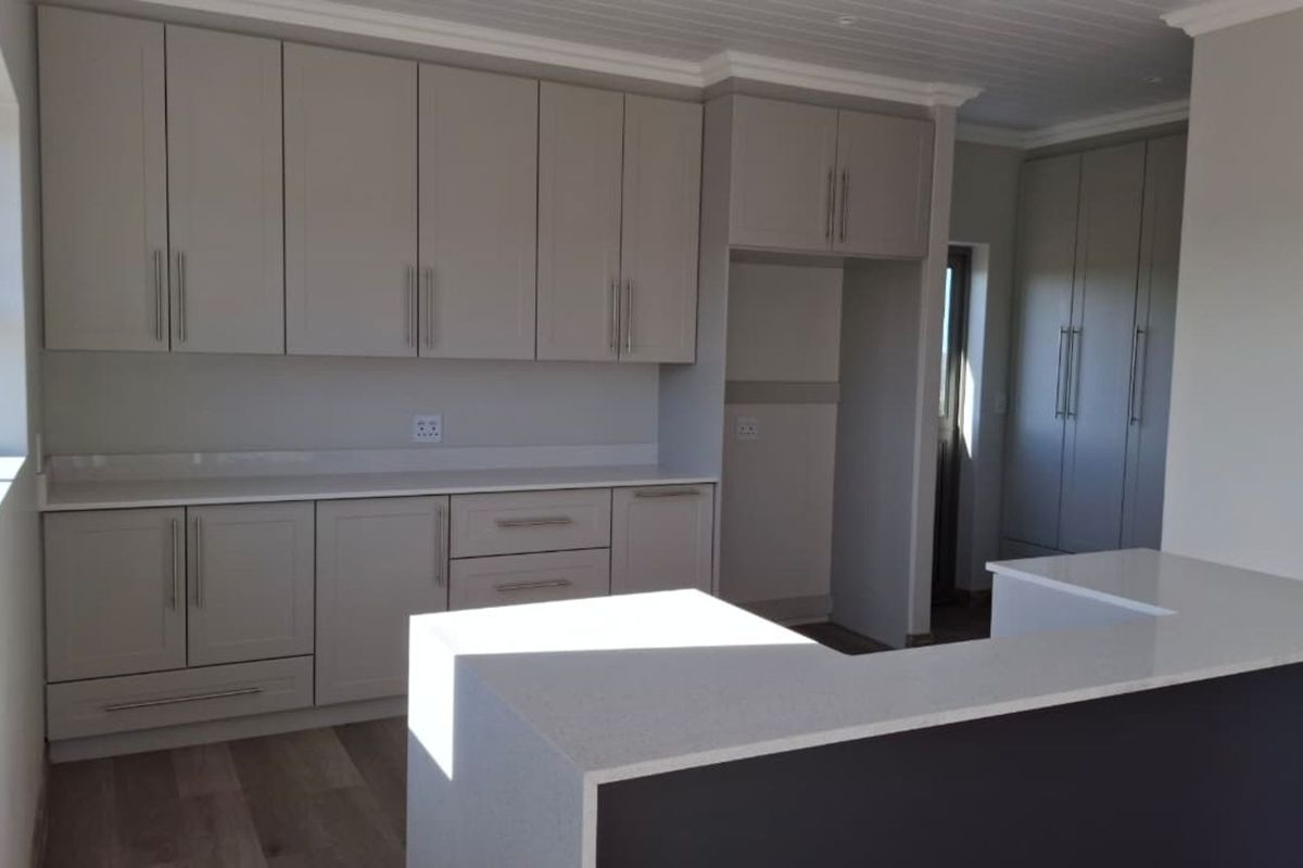 House For Sale in Stilbaai Wes - Photo 2