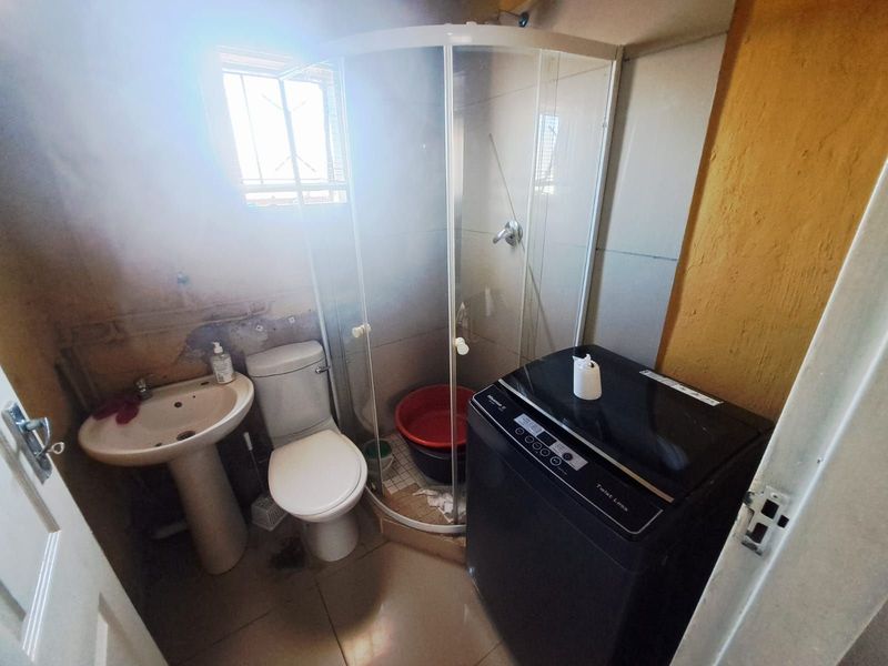 House For Sale in Nellmapius - Photo 9
