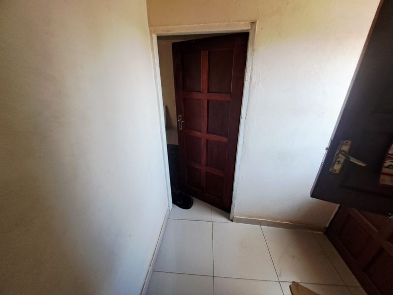 House For Sale in Nellmapius - Photo 7