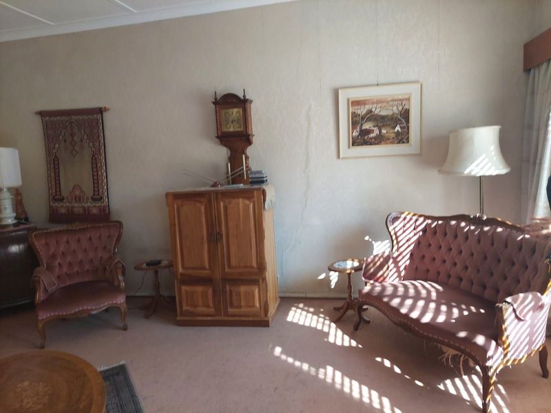 House For Sale in Roodepoort - Photo 6