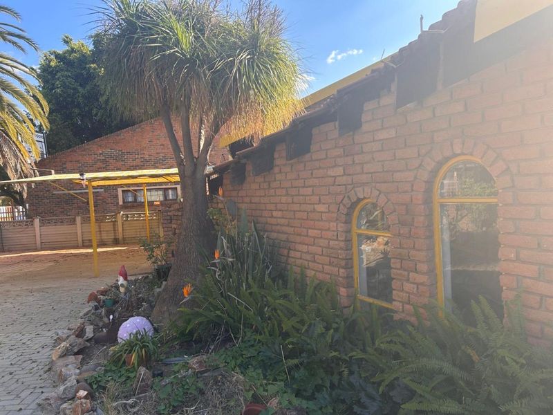 House For Sale in Fauna Park - Photo 5