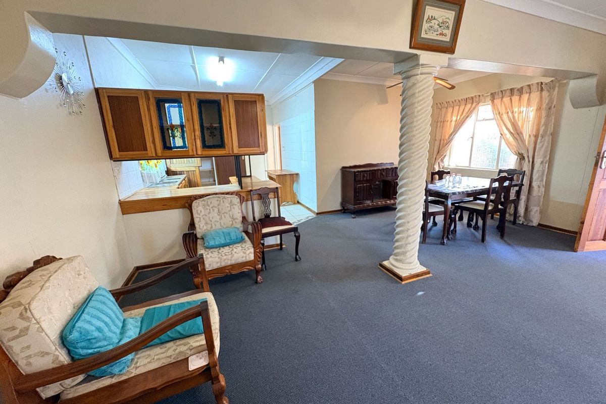 House For Sale in Northview - Photo 3