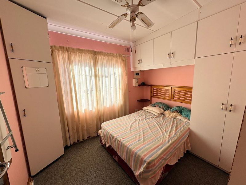 House For Sale in Northview - Photo 9