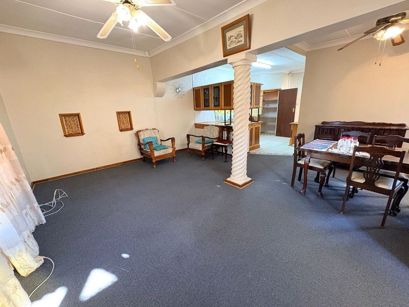 House For Sale in Northview - Photo 2