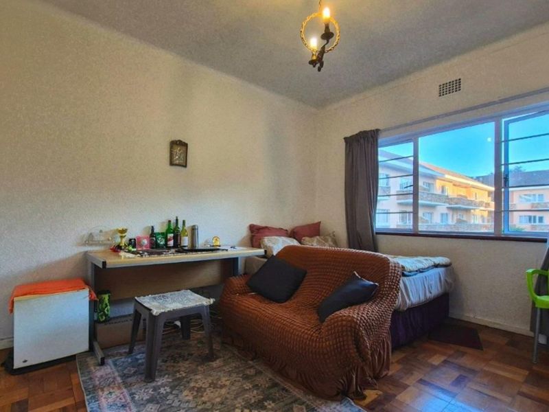 Apartment For Sale in Rosebank - Photo 4