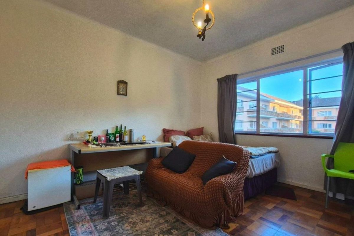 Apartment For Sale in Rosebank - Photo 4