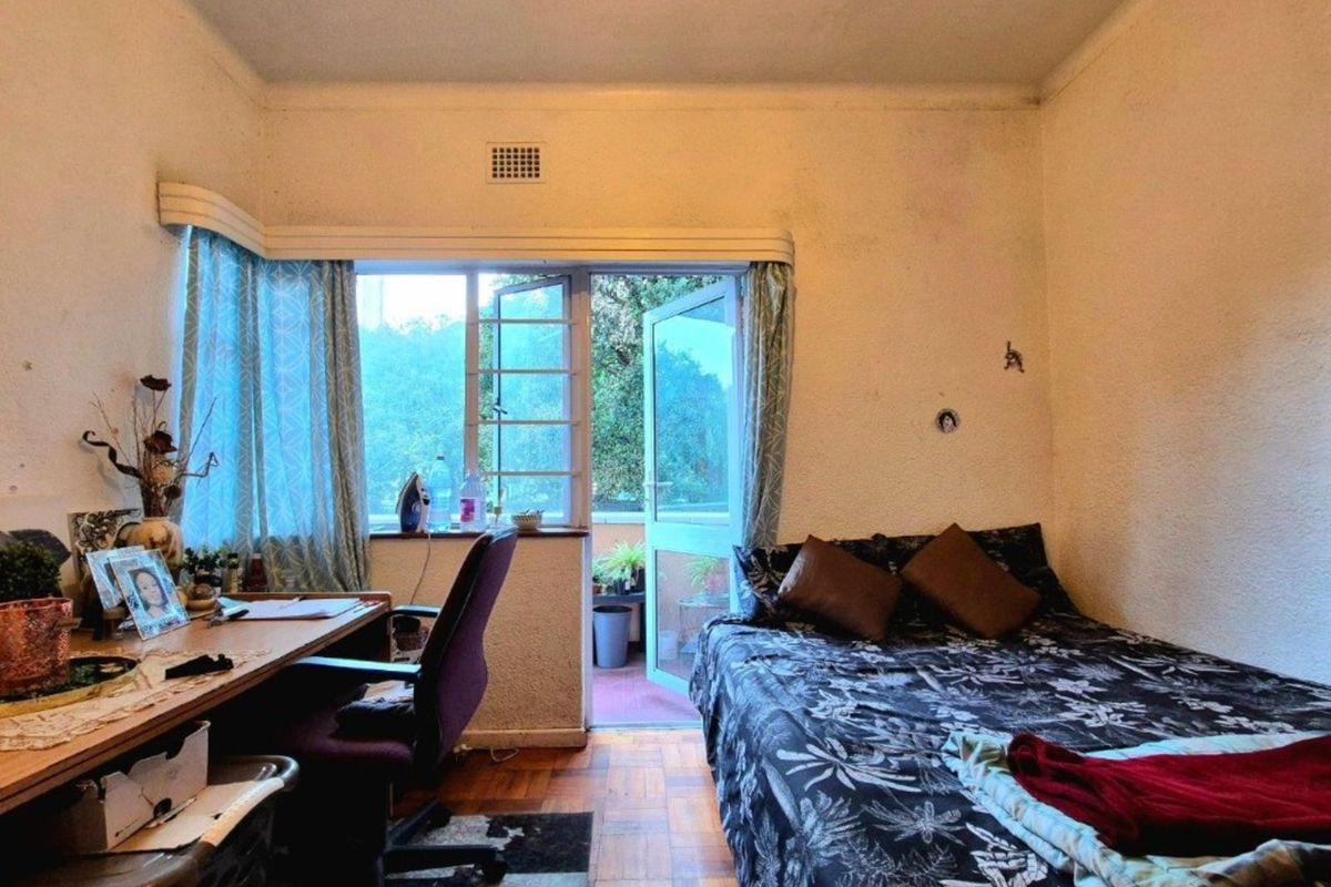 Apartment For Sale in Rosebank - Photo 5