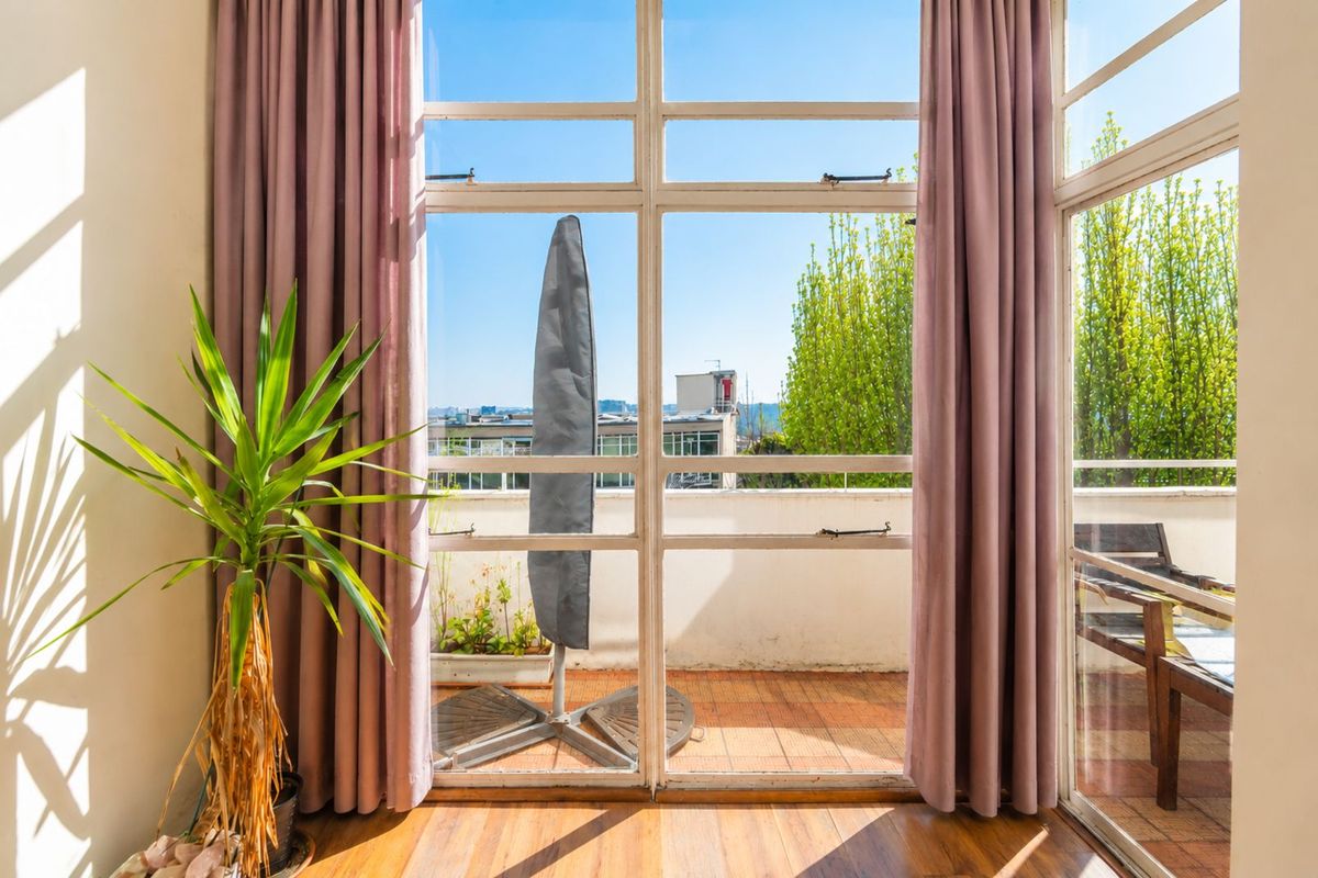 Apartment For Sale in Killarney - Photo 4