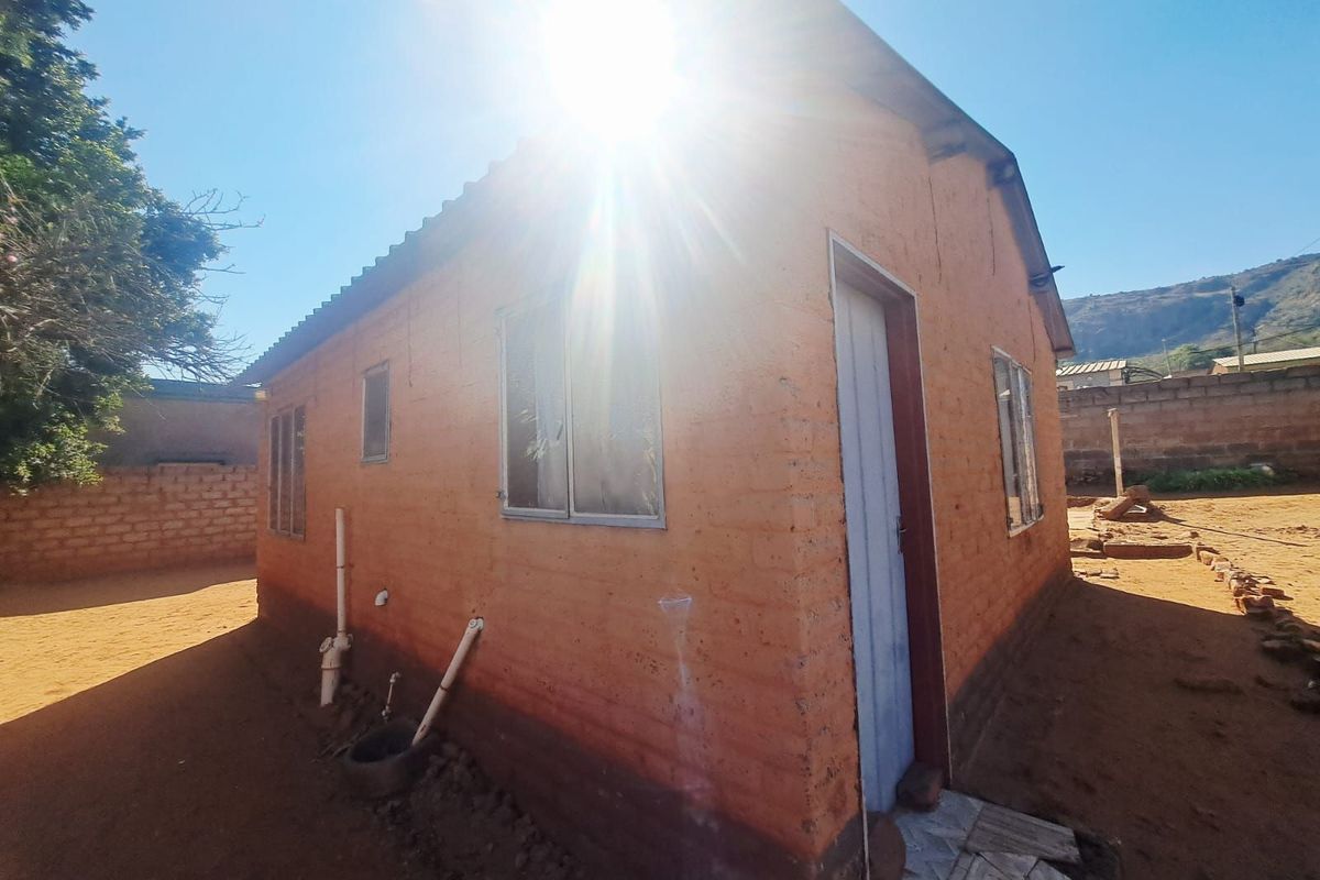 House For Sale in Mamelodi East - Photo 2