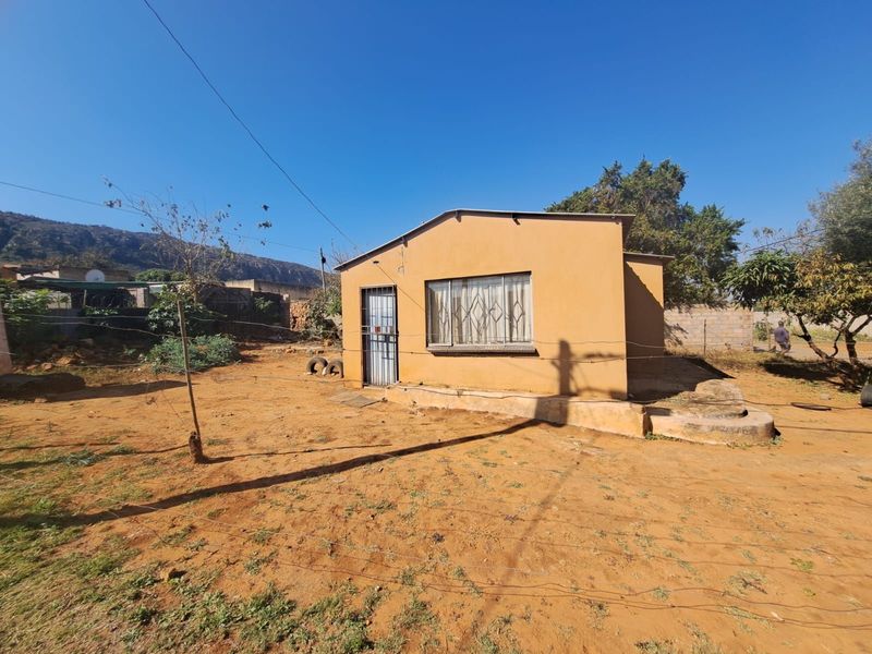 House For Sale in Mamelodi East - Photo 2