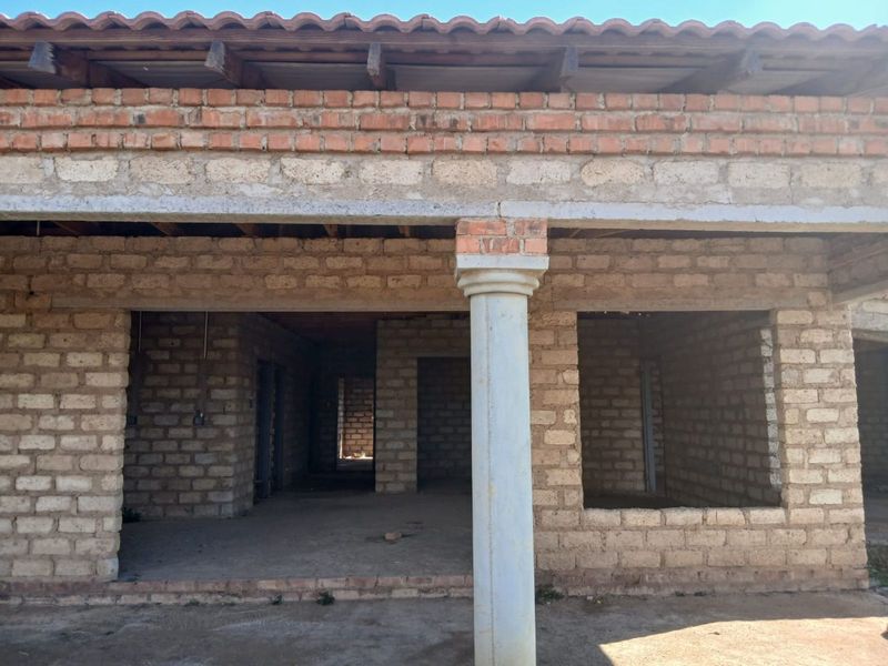 House For Sale in Hammanskraal Central - Photo 4
