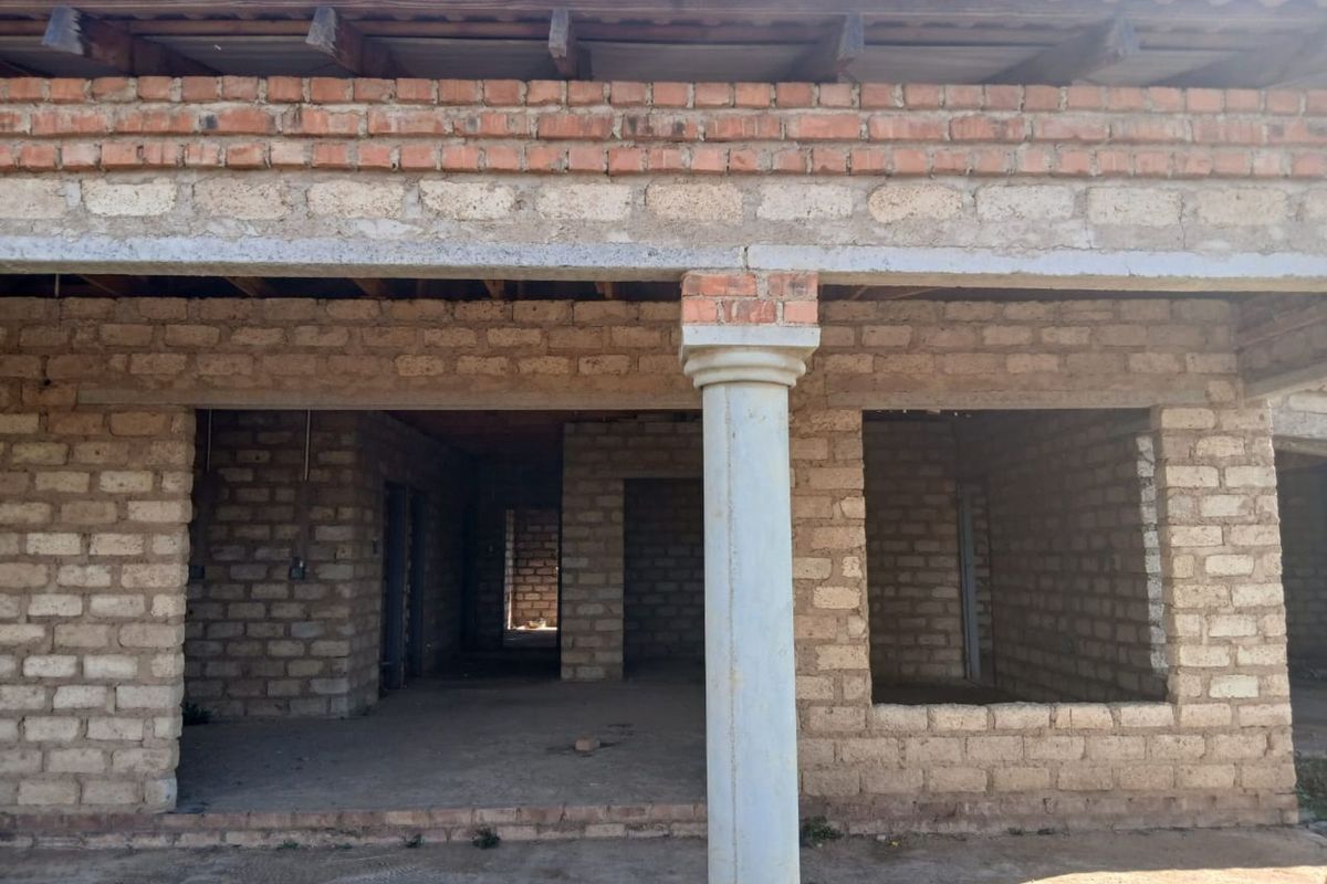 House For Sale in Hammanskraal Central - Photo 4