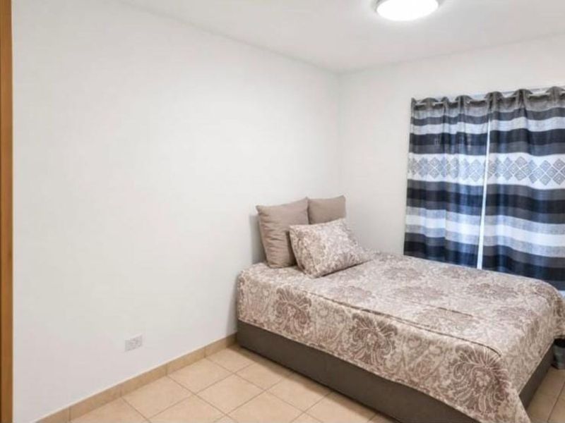 House For Sale in Thornhill - Photo 6
