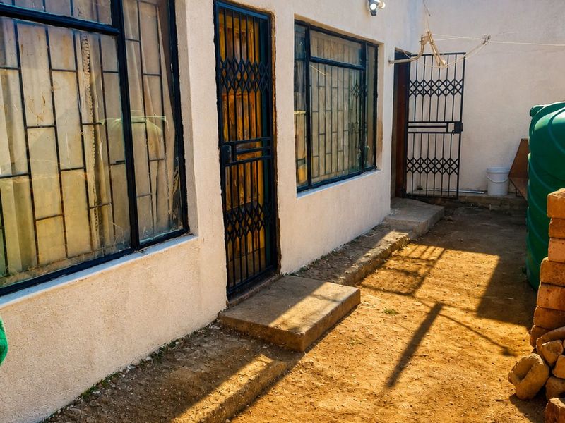 House For Sale in Mankweng - Photo 6