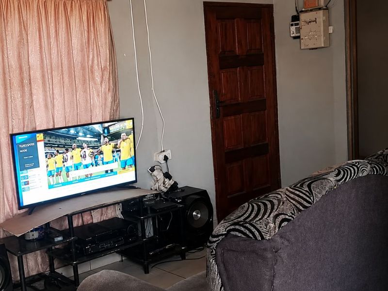 House For Sale in Polokwane Ext 71 - Photo 6
