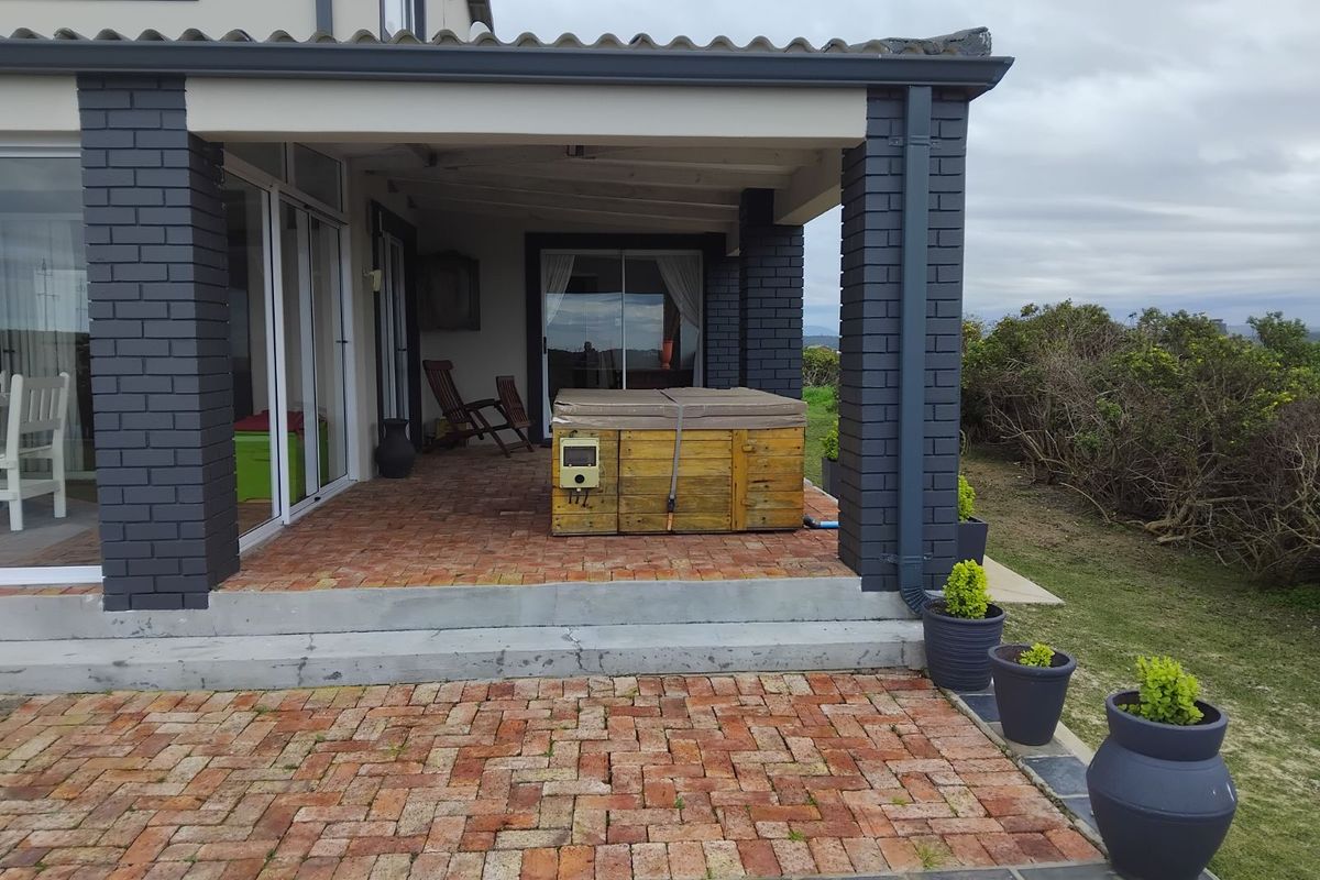 House For Sale in Gouritsmond Rural - Photo 4