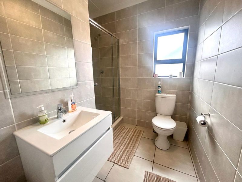 Apartment To Rent in Blyde Riverwalk Estate - Photo 9