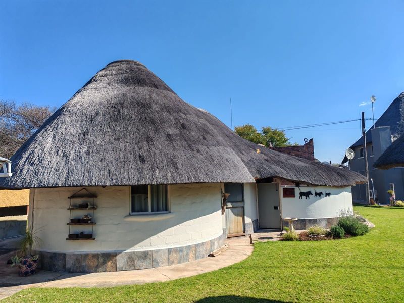 House For Sale in Constantia Resort - Photo 2