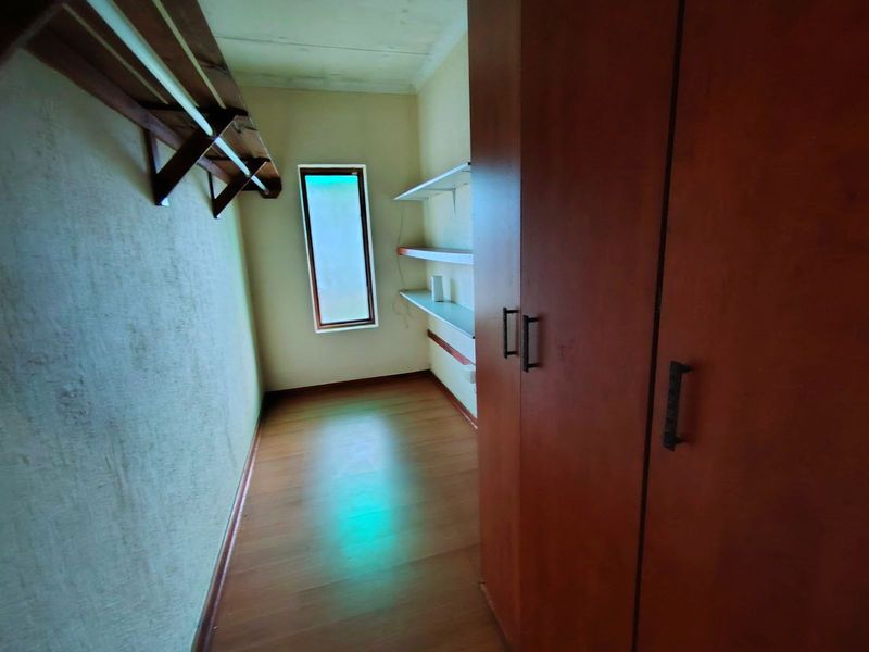 House For Sale in Dana Bay - Photo 8