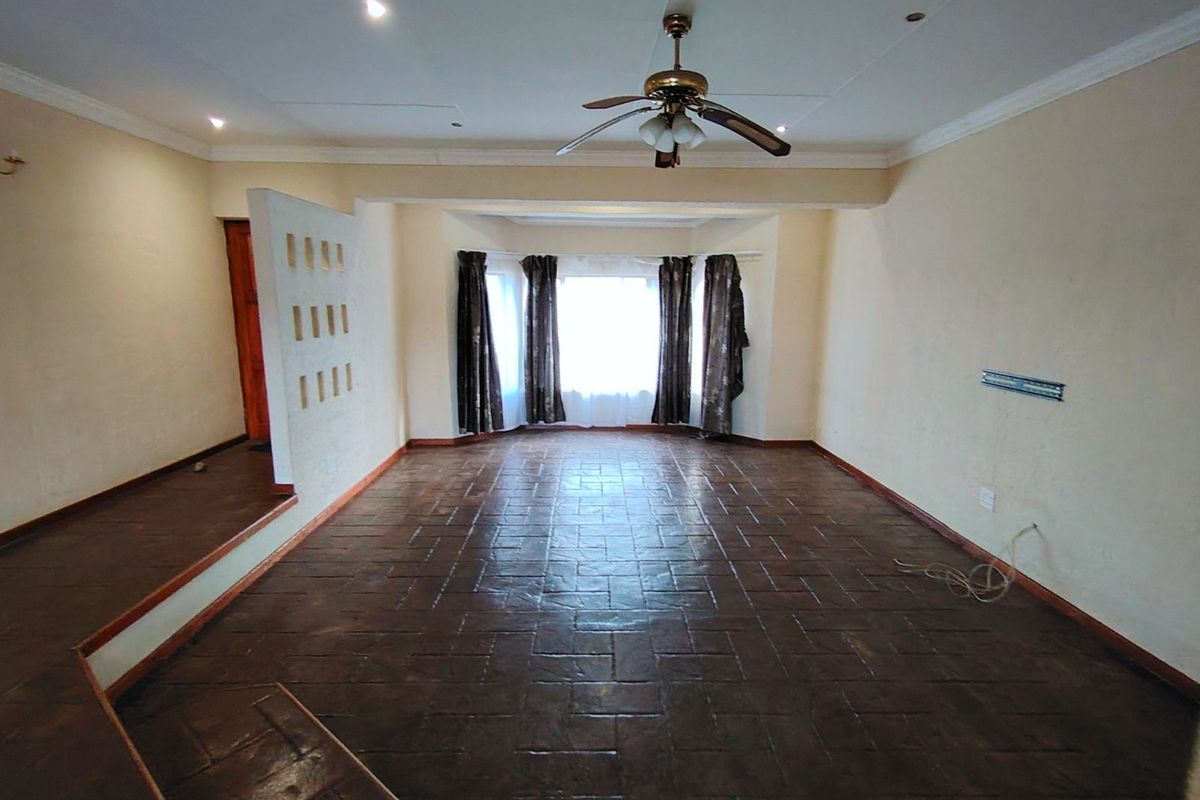 House For Sale in Dana Bay - Photo 2