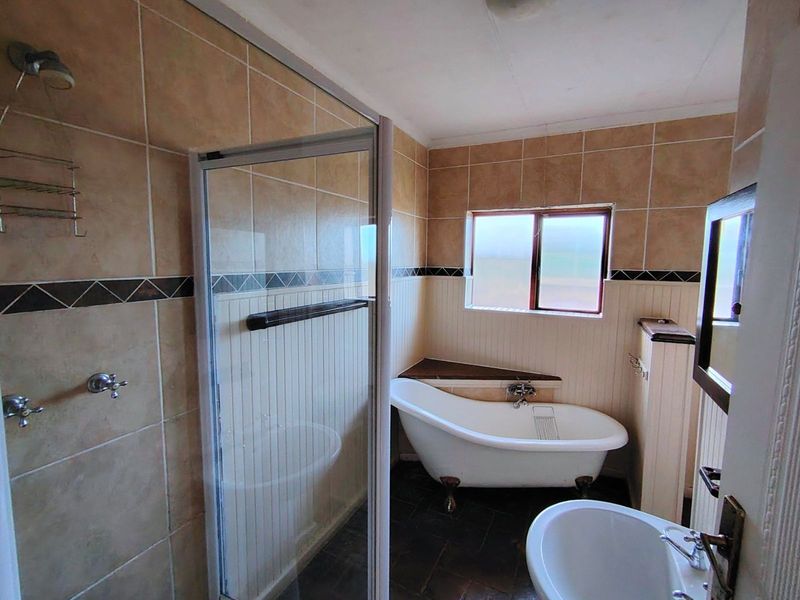 House For Sale in Dana Bay - Photo 5