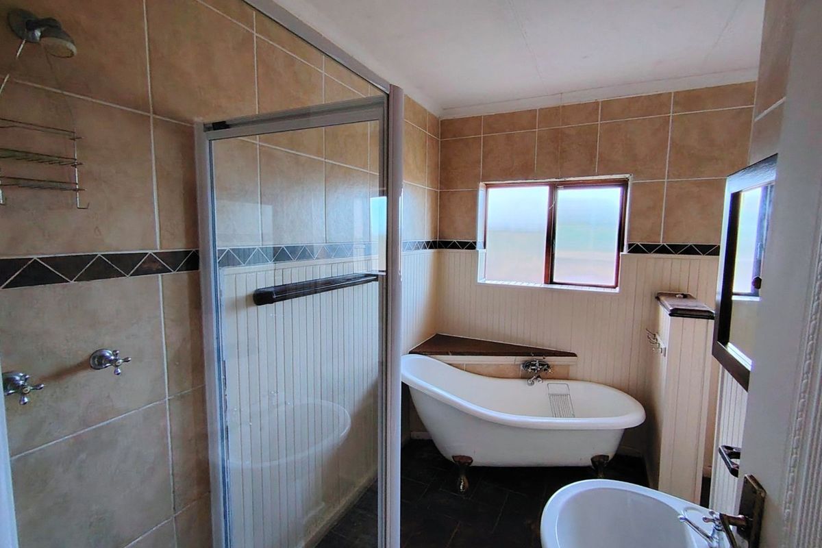 House For Sale in Dana Bay - Photo 5