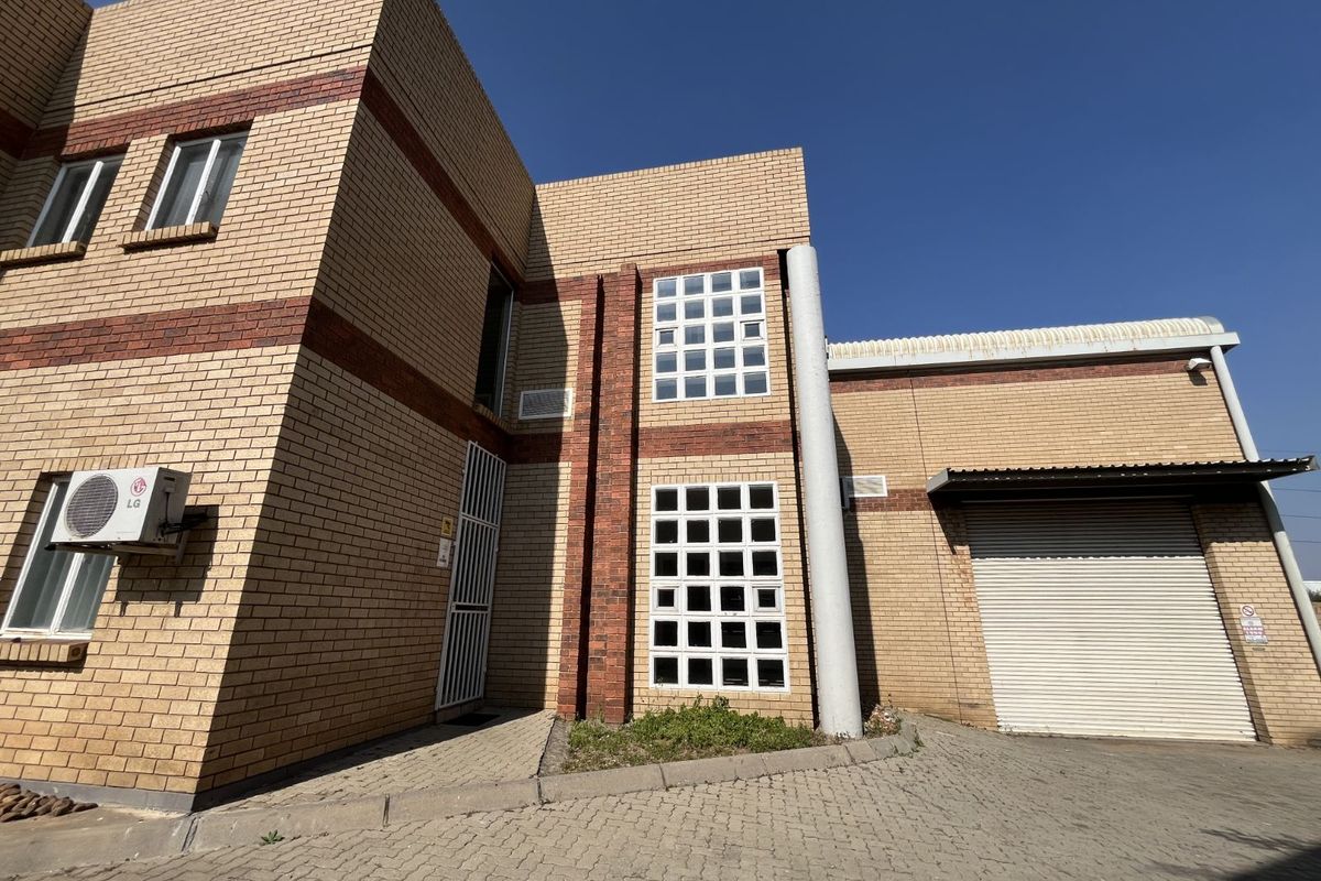 Industrial To Rent in Randjespark - Photo 2
