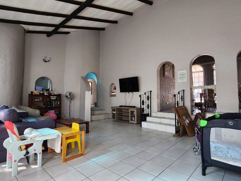 House For Sale in Eduan Park - Photo 8