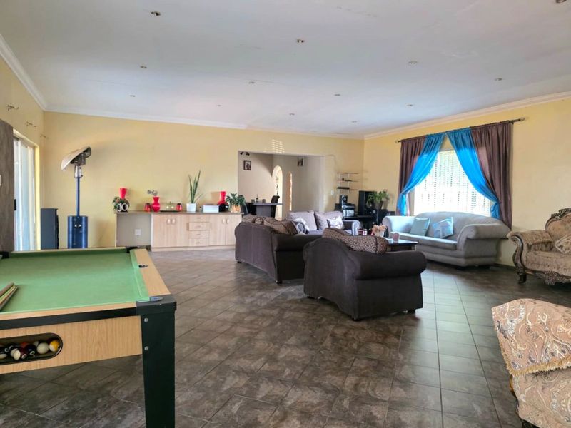 House For Sale in Theresapark - Photo 10