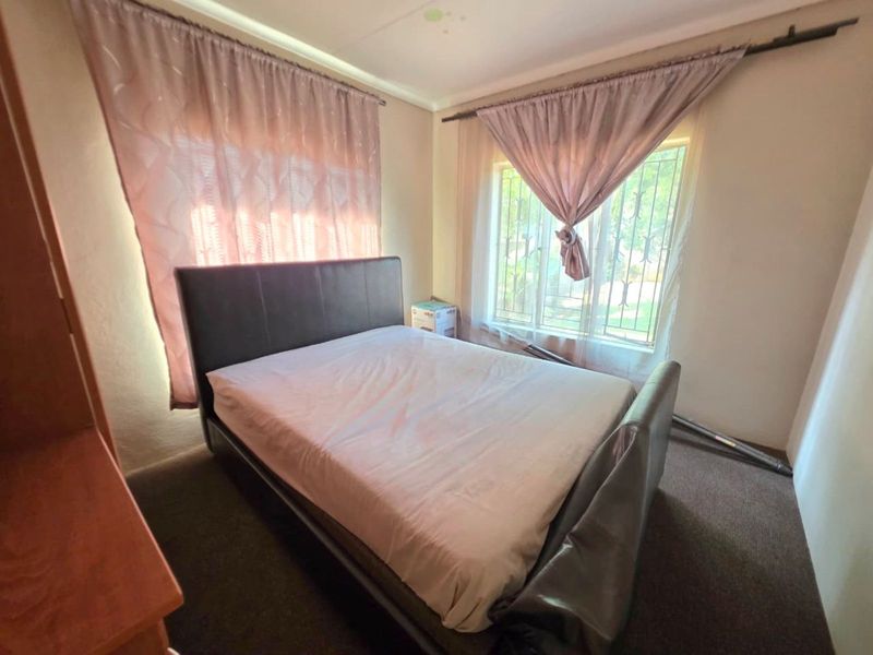 House For Sale in Theresapark - Photo 9
