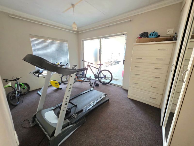 House For Sale in Theresapark - Photo 8