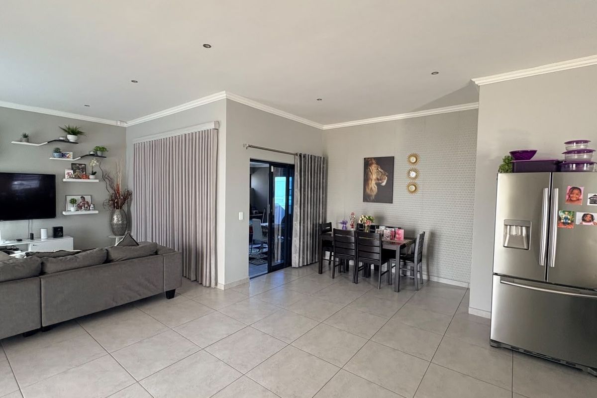 House For Sale in Admirals Park - Photo 5