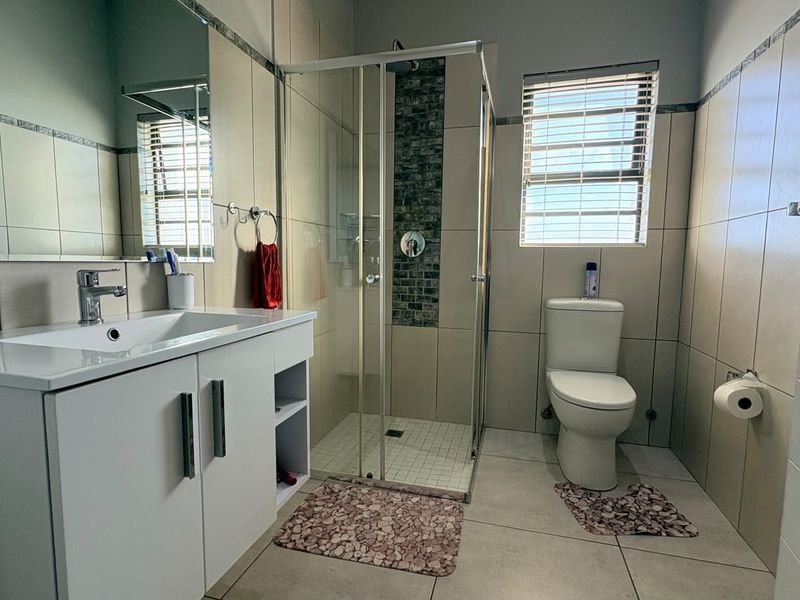 House For Sale in Admirals Park - Photo 9