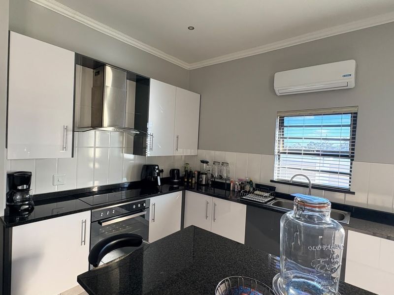 House For Sale in Admirals Park - Photo 2