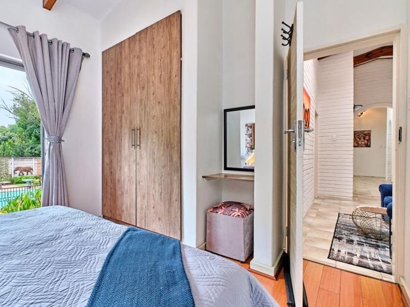 House For Sale in Rivonia - Photo 3