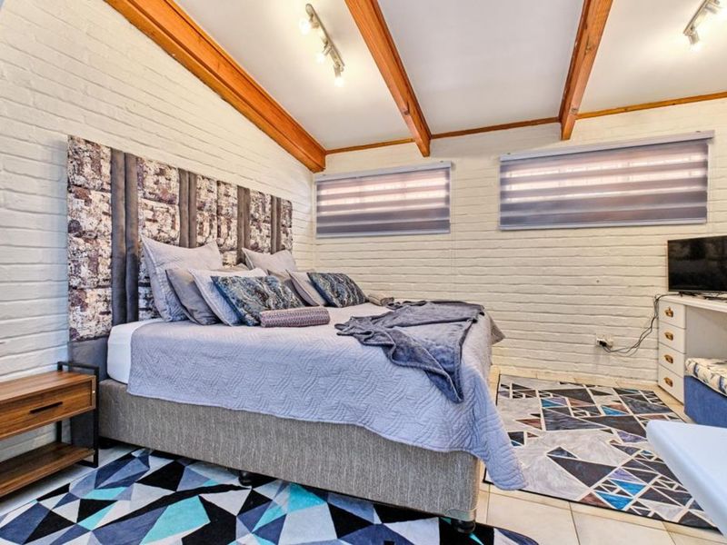 House For Sale in Rivonia - Photo 10