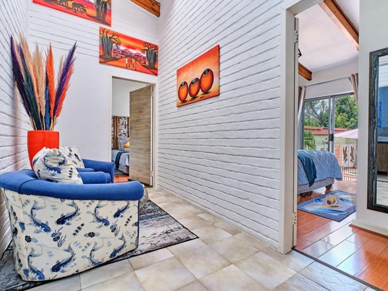 House For Sale in Rivonia - Photo 5