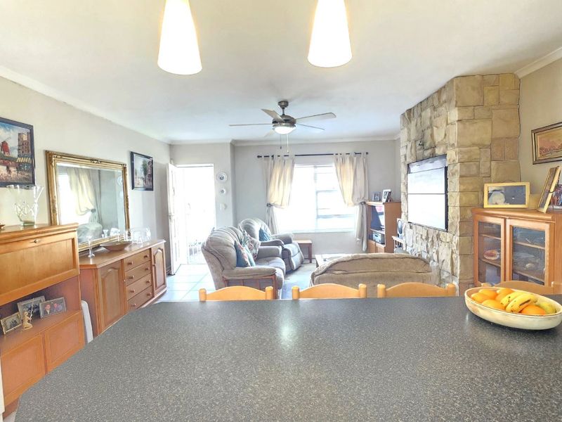 House For Sale in Admirals Park - Photo 9