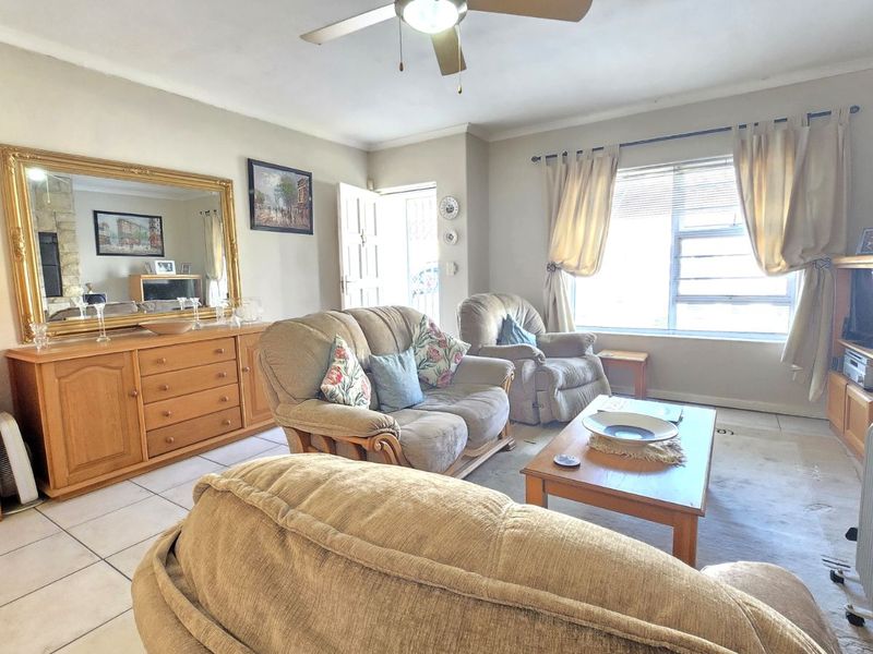 House For Sale in Admirals Park - Photo 7