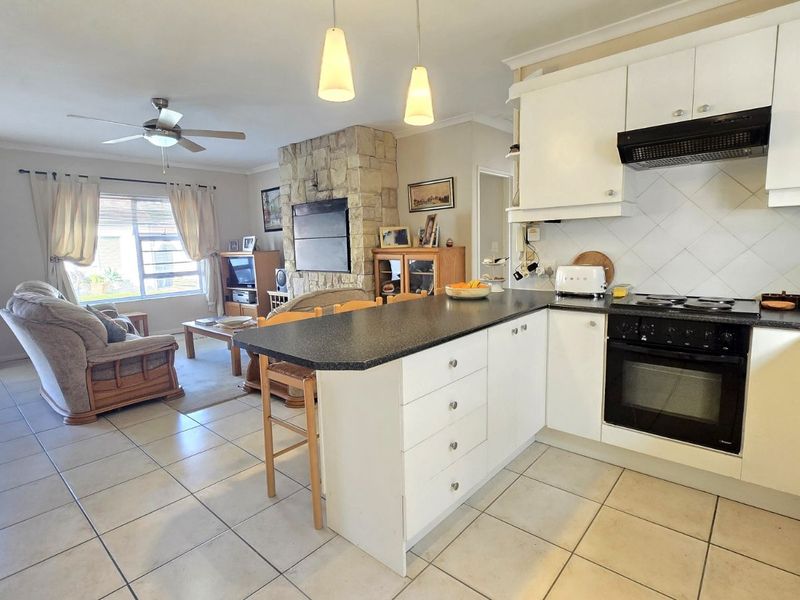 House For Sale in Admirals Park - Photo 2
