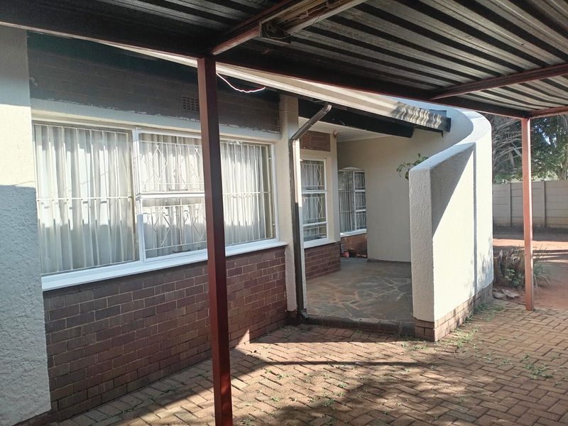 House For Sale in Witpoortjie - Photo 10