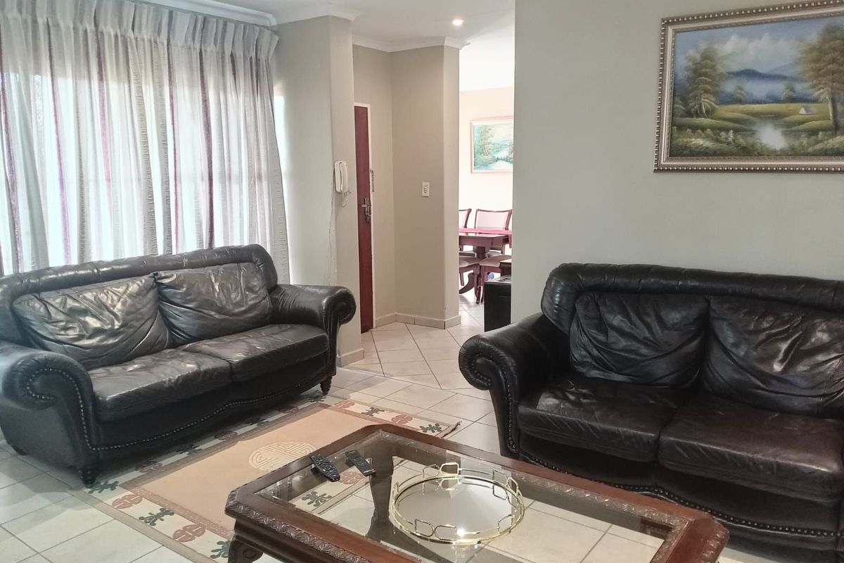 House For Sale in Witpoortjie - Photo 2
