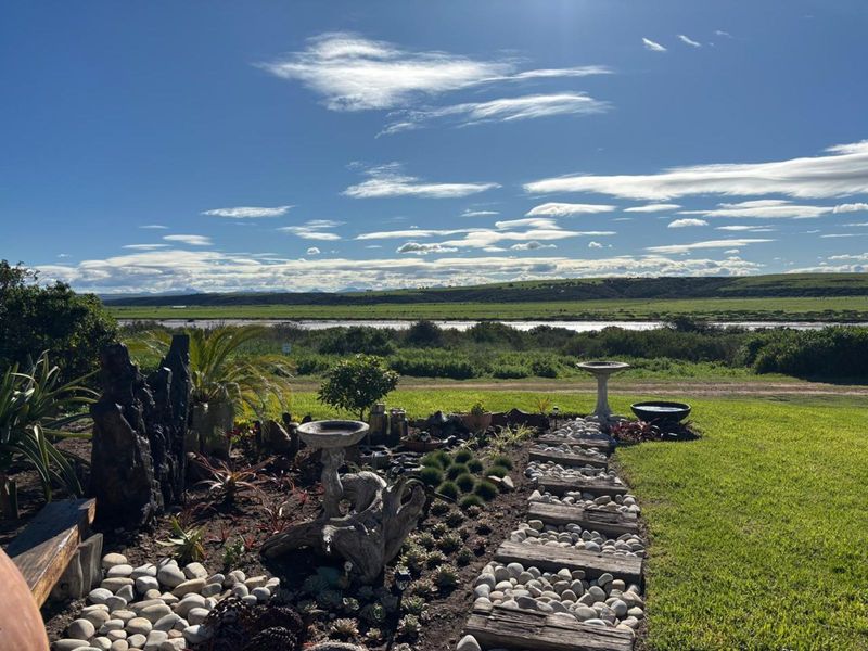 House For Sale in Gouritsmond Rural - Photo 3