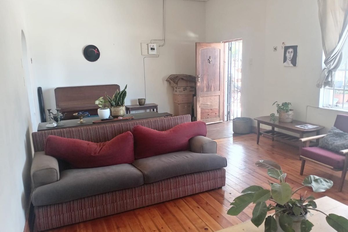 House For Sale in Florida - Photo 2
