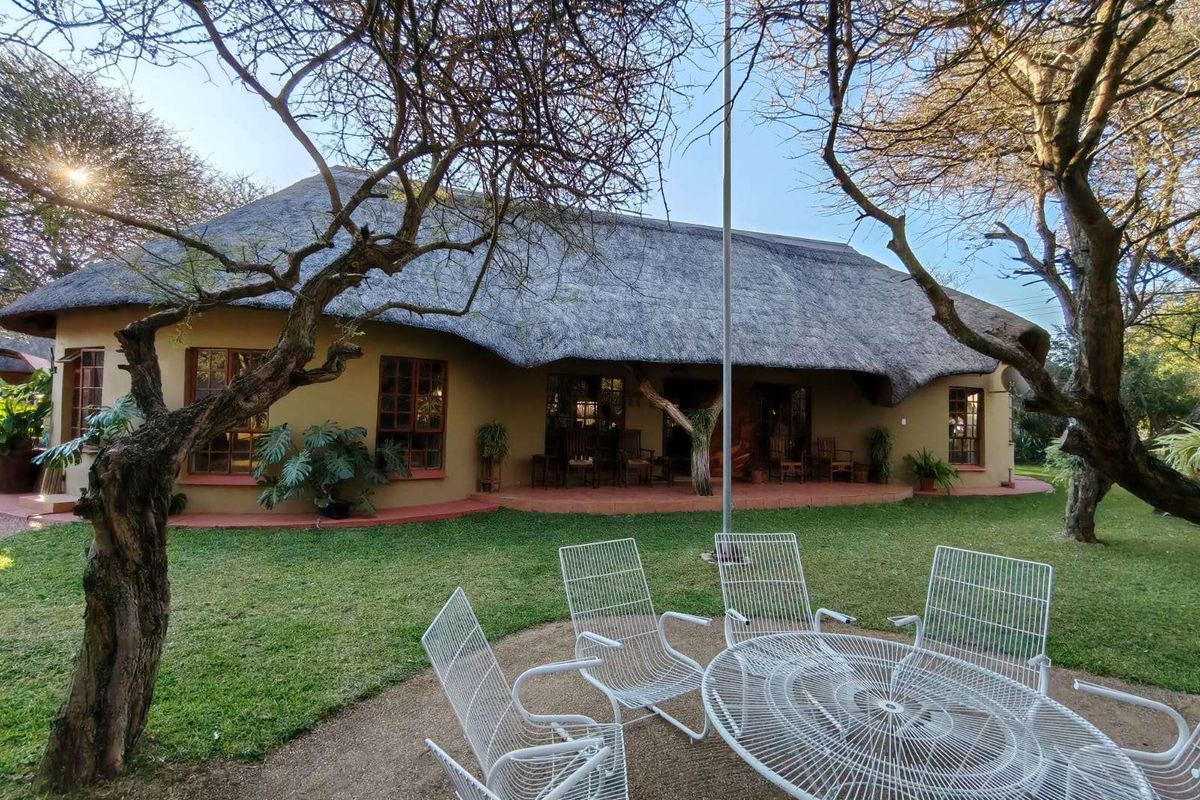 House For Sale in Constantia Resort - Photo 2