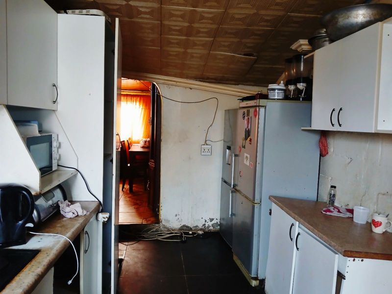 House For Sale in Kwanonqaba - Photo 7