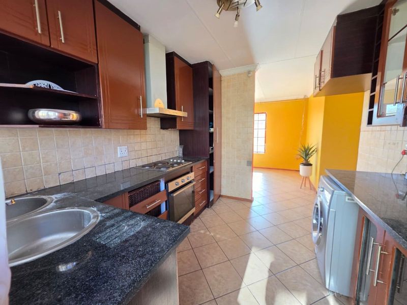 House For Sale in The Orchards - Photo 1