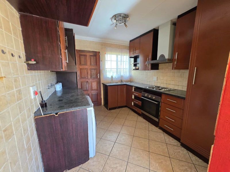 House For Sale in The Orchards - Photo 9